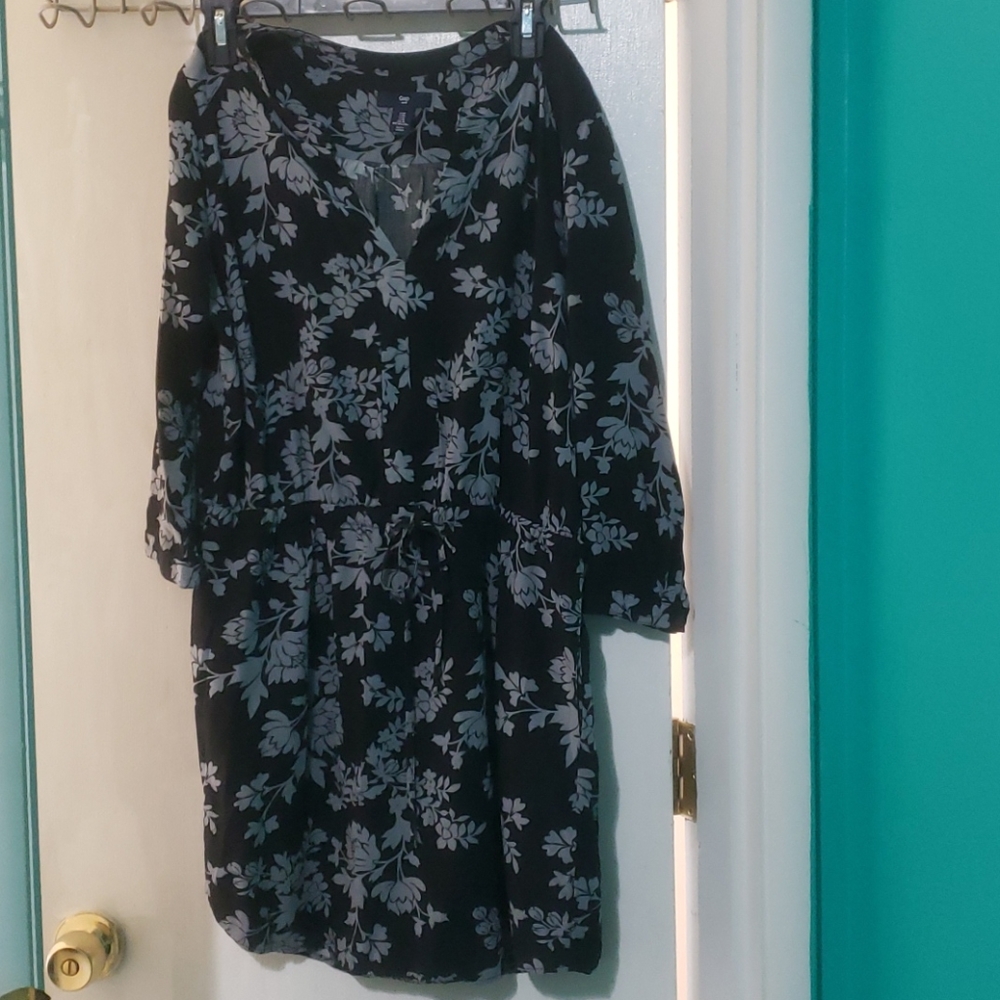 Gap sz medium mini dress with pockets